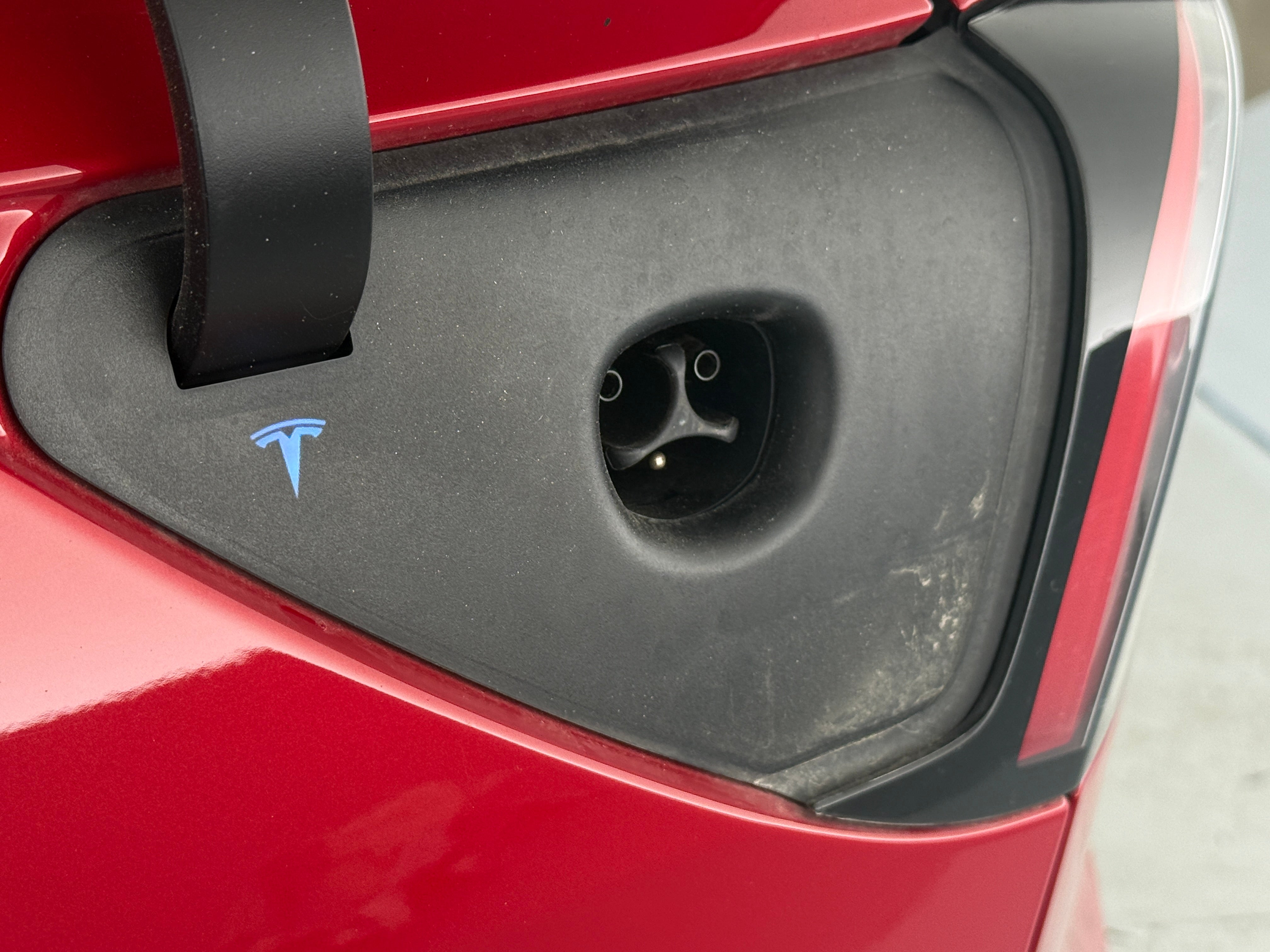 tesla model y 2022 7SAYGDEF2NF532607 image tesla model y 2022 7SAYGDEF2NF532607 image